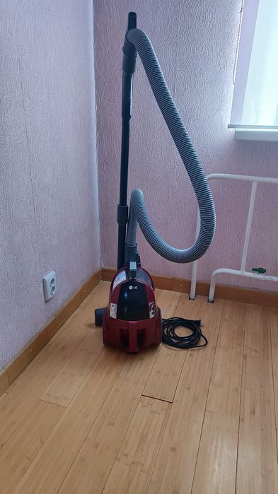 Продам пылесос - компрессор.LG.