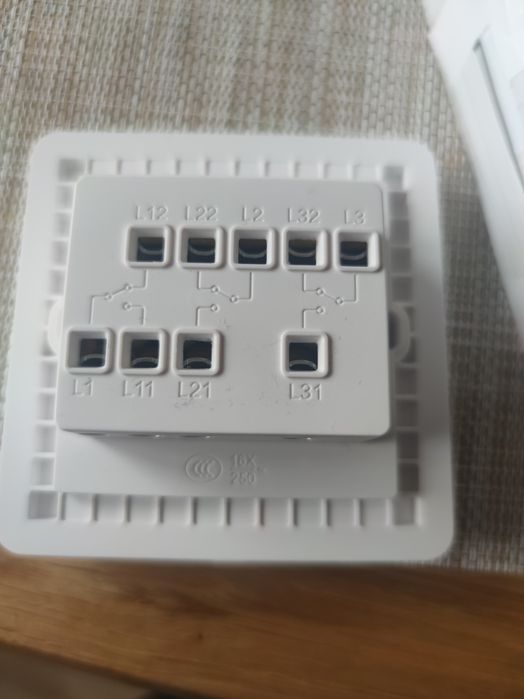 Întrerupător Xiaomi Aqara 3 cai fără nul