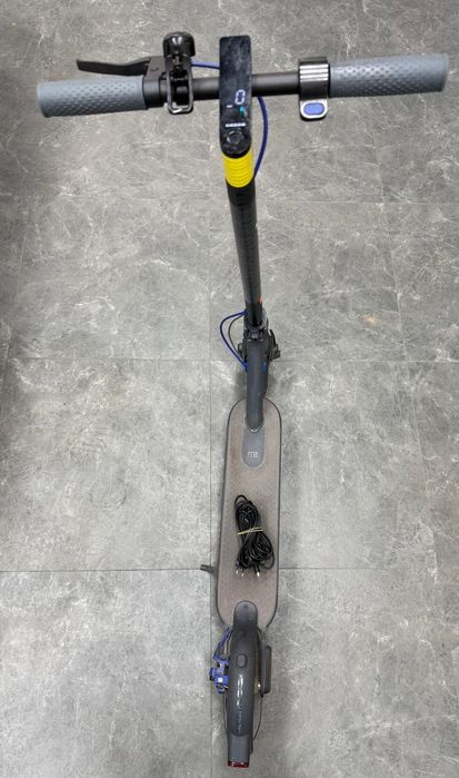 Trotineta electrica Xiaomi Mi Electric Scooter 3 , putere motor -A-