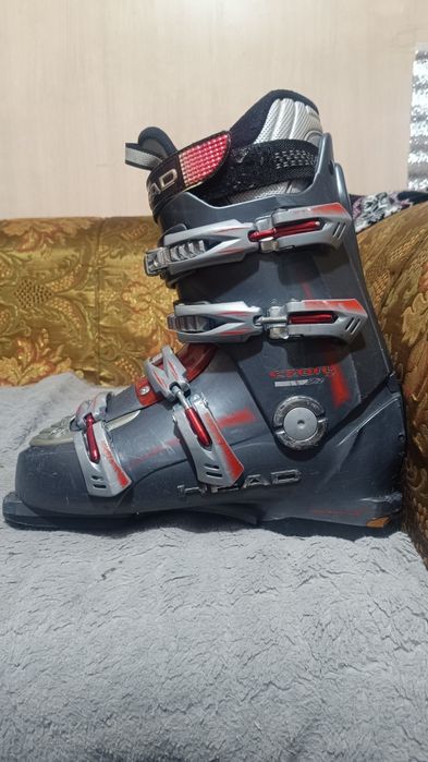 Горнолыжные ботинки