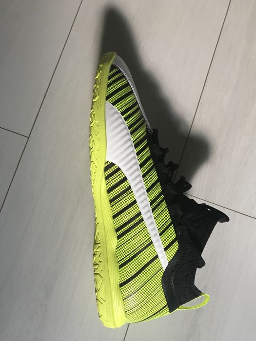 De vanzare Adidasi noi in cutie