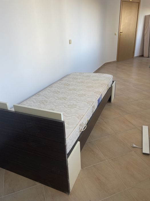 Легло и гардероб