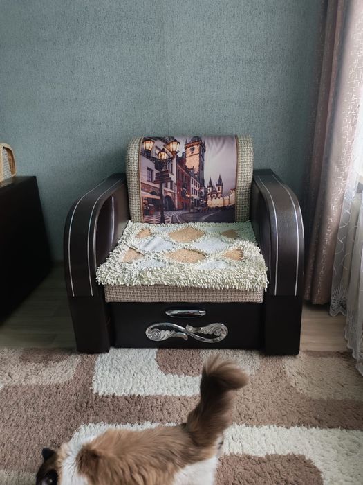 Продается диван и кресло