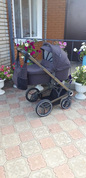 Детская коляска.