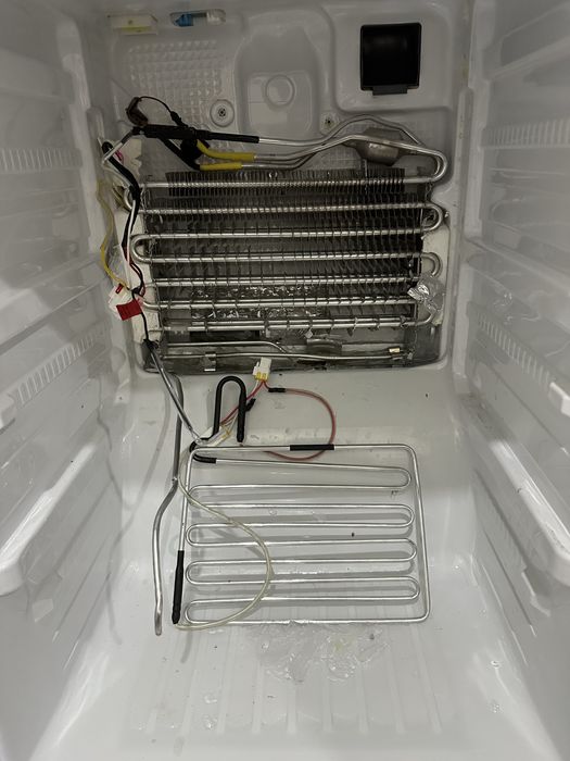 Ремонт холодильников