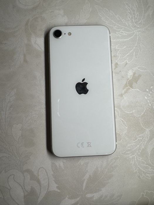 Se iphone(2020) 2-го поколения