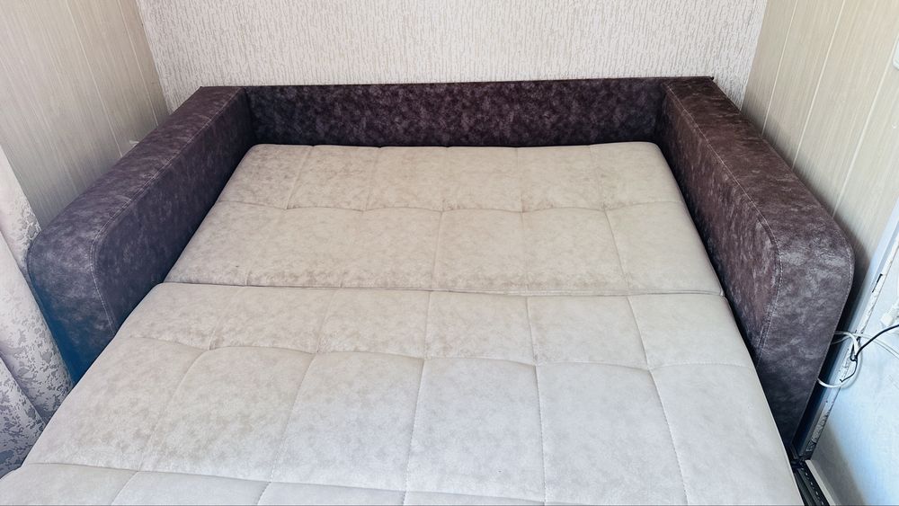 Диван раскладной б/у