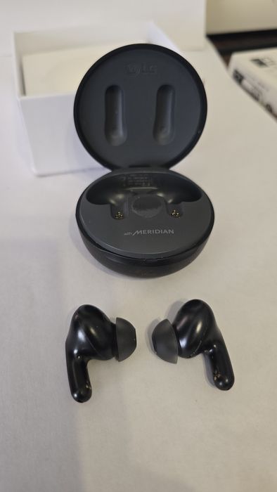 Безжични слушалки LG Tone Free – Hi-Fi звук, Meridian, бързо зареждане