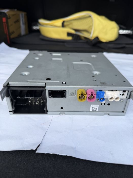 Мултимедия с навигация-unit Volkswagen Infoatinment