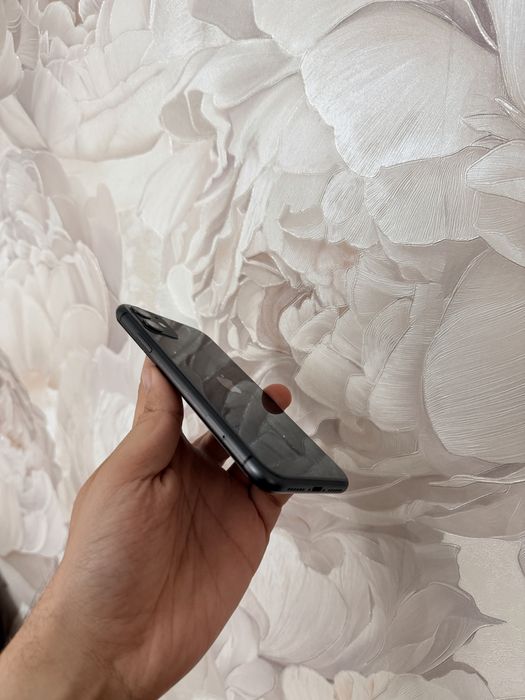 IPhone 11/128Gb - В хорошем состоянии