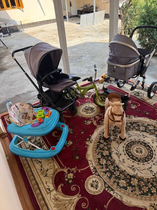 Продается коляски , ходунки велосипед