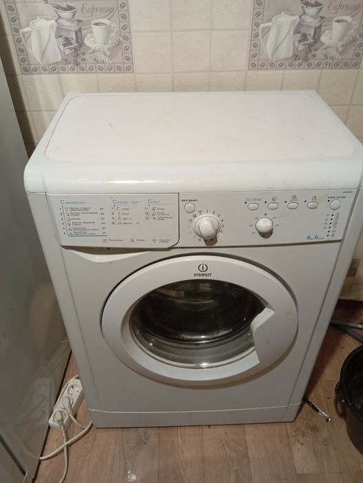 Стиральная машина Indesit