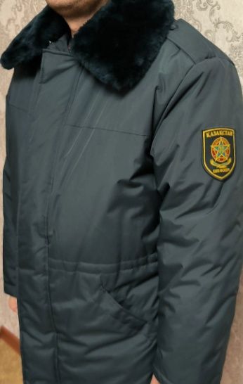 Продается зимняя куртка , ватник