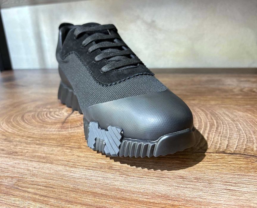 HERMES Bouncing Sneaker