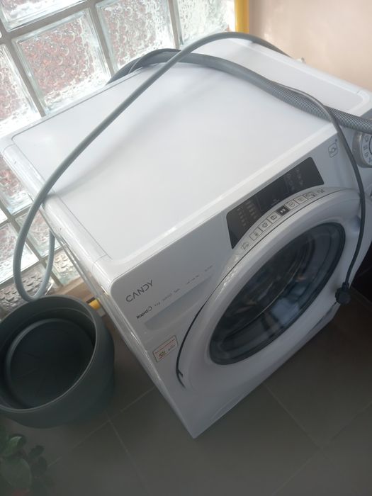 Vând mașina de spălat Candy Rapido