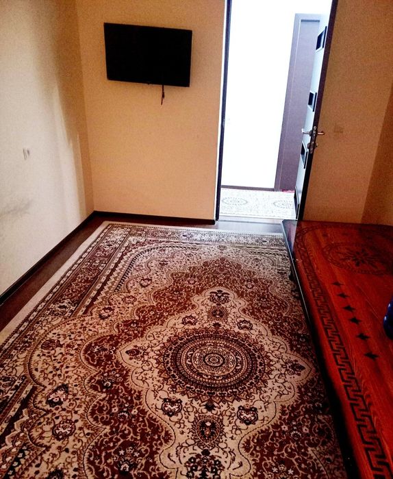 СРОЧНО 3-хонали комфорт квартира ИЖАРАЧИСИ билан  СОТИЛАДИ!