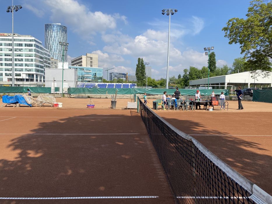 Ore tenis de câmp cu antrenor