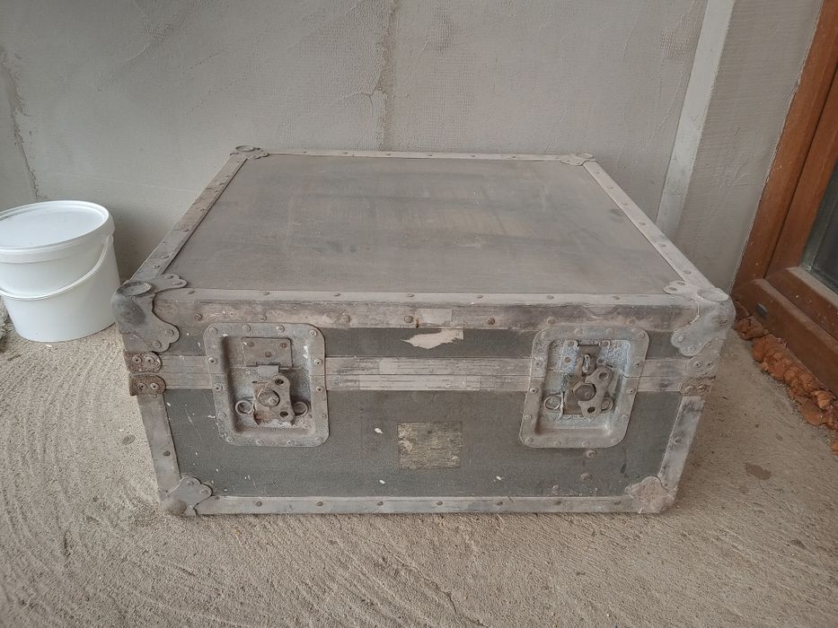 Сандък от военна апаратура