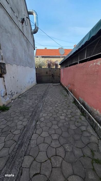 Casa – zona semicentrala