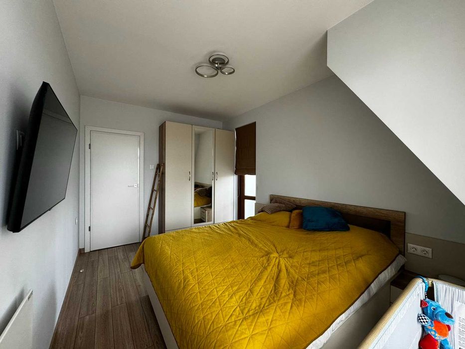 Продава се Тристаен апартамент в Русе, Център - 87 кв.м за 1764 €/кв.м - Снимка #6