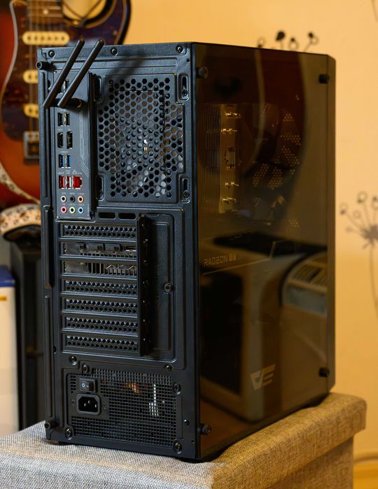 Компютър Intel i5-12400F/16GB DDR4 3200 RAM/XFX RX 6800 XT 16GB/750GB SSD