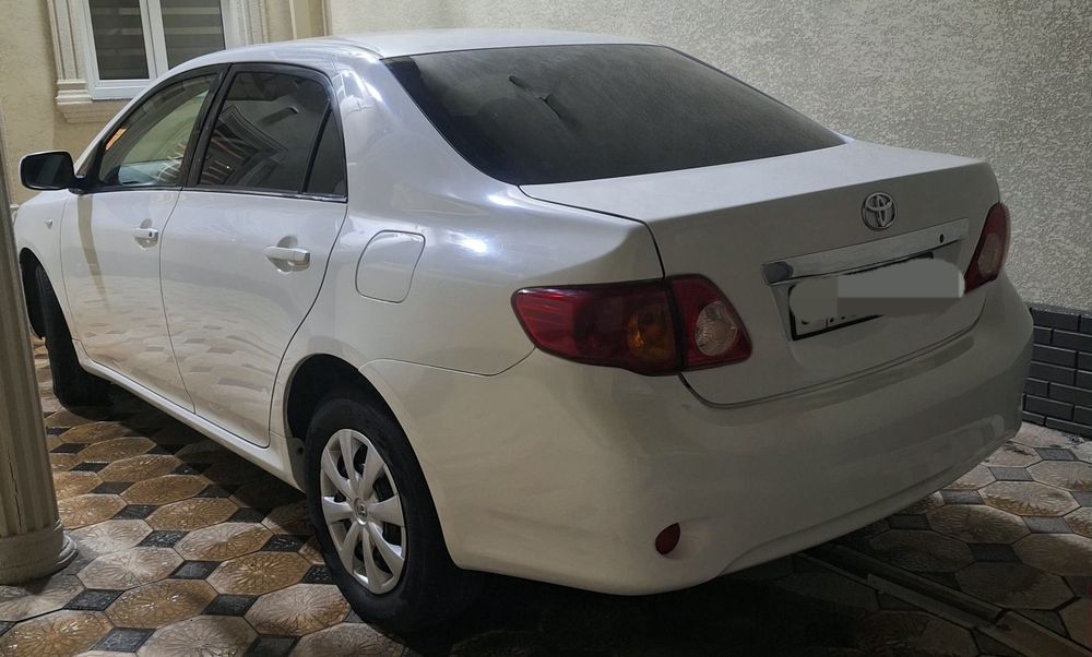 Продаётся Toyota Corolla автомат 2007 года