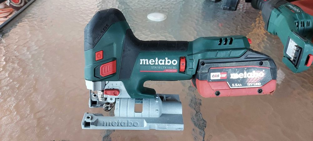 Metabo STA 18 LTX 150 BL fierastrau pendular (soricel) cu acumulator 4Ah LI HD si Incarcator