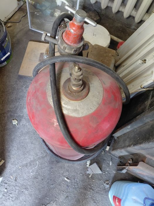 Газовый баллон 20 кг.