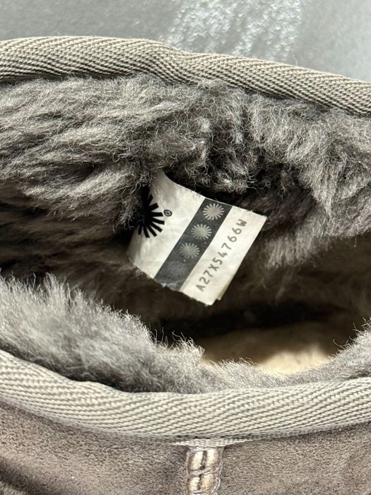 UGG Ultra Mini / 38