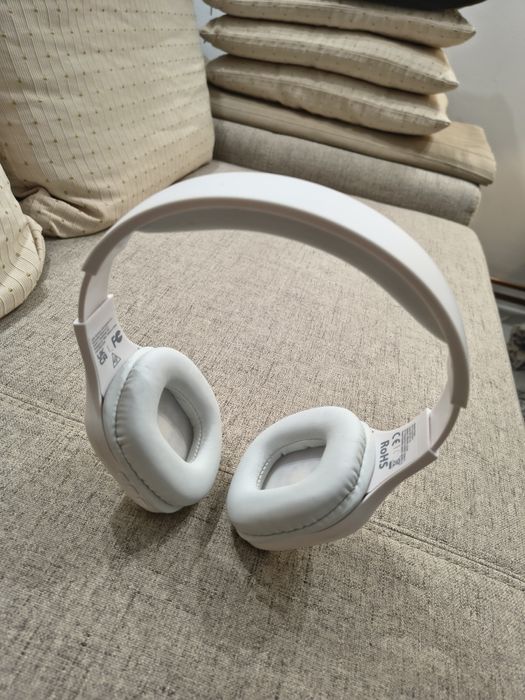 Mouse, tastatura, căști