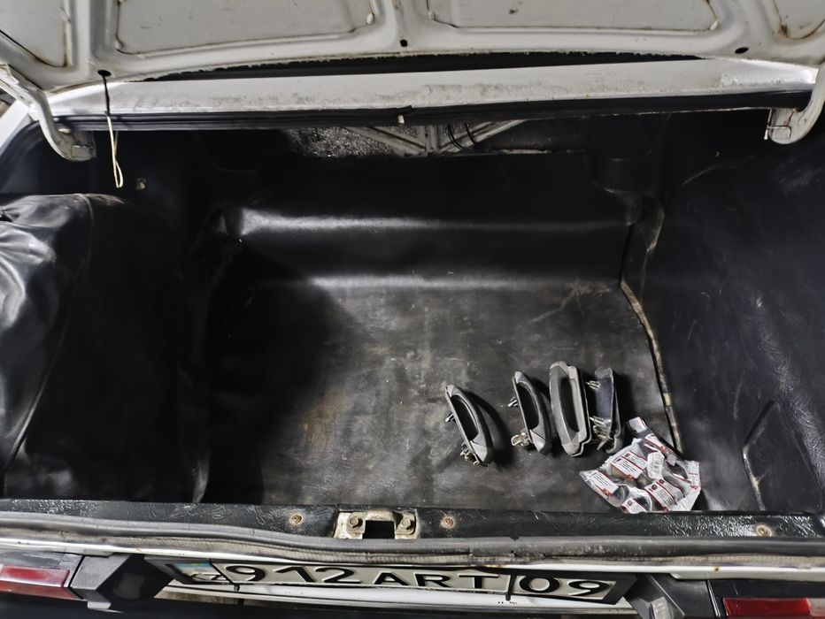 Продам ваз 2106 .