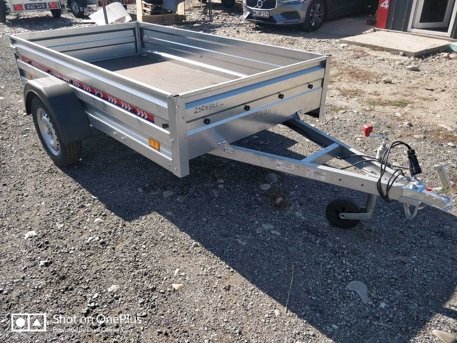 Remorca Noua Sasiu Ramforsat 750 kg Valahia Max 235x125x34 cm