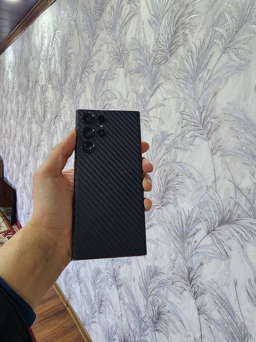 Srochno Samsung S22 Ultra 12/256g  sotiladi