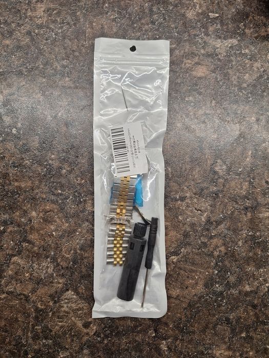 Двуцветна верижка two twotone злато/ метал за  часовник  Casio