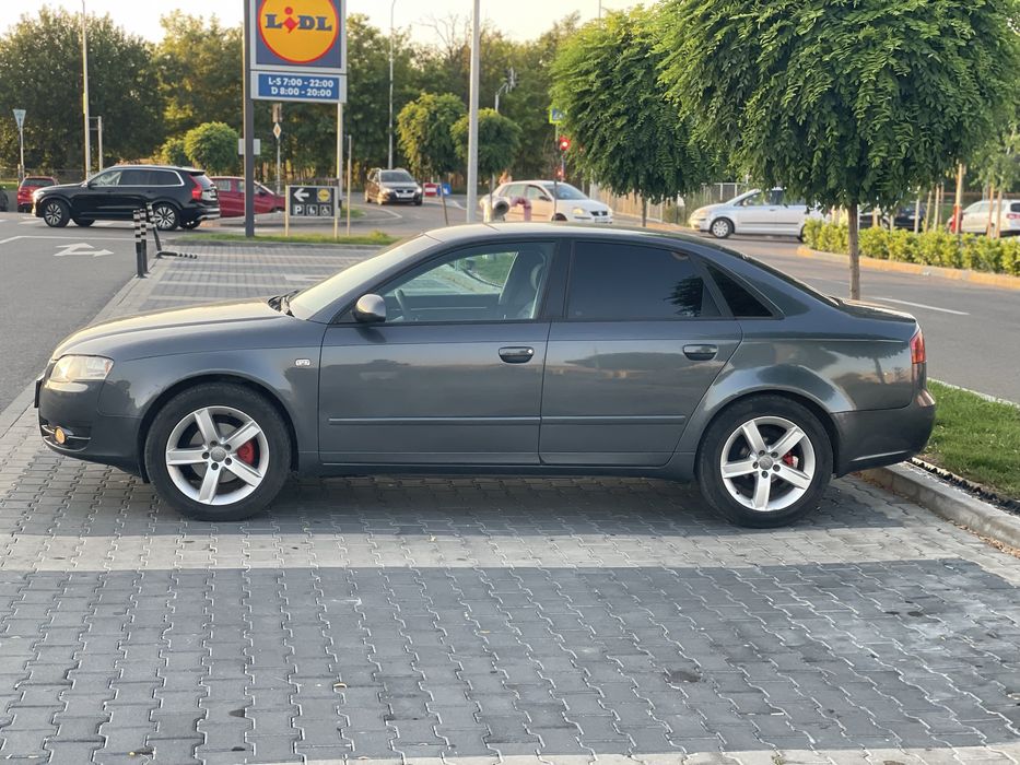 Audi A4 B7.