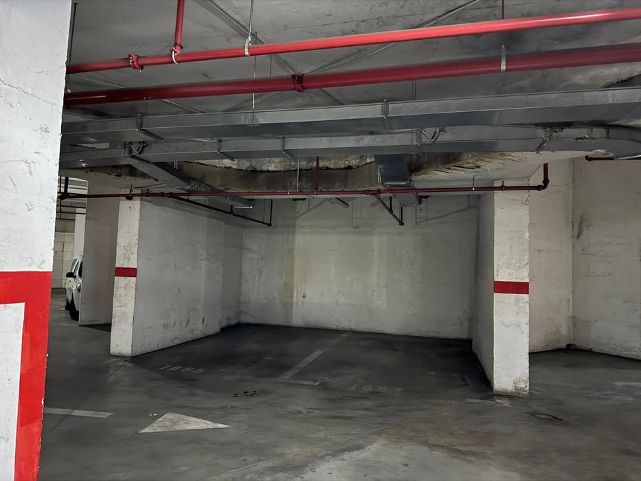 Inchiriez loc de parcare subteran Planorama