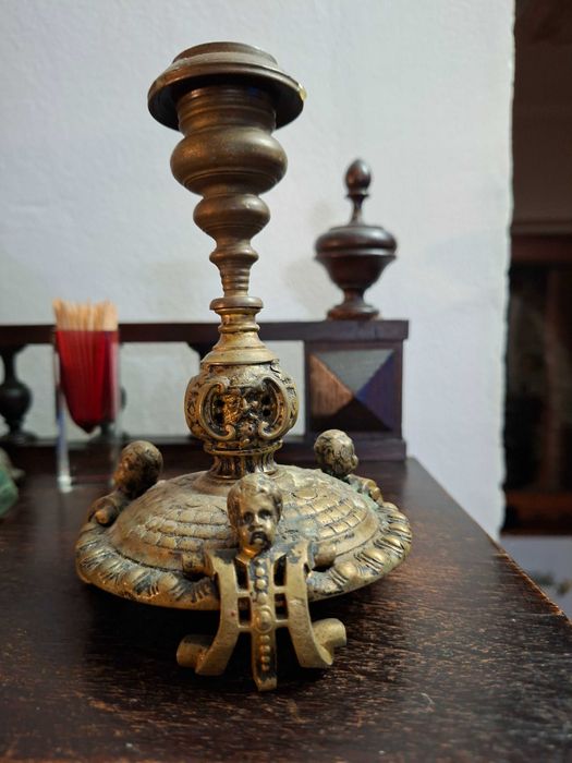 sfesnic bronz deosebit