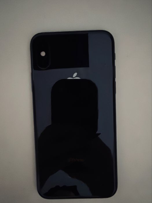 IPHONE X Black ..