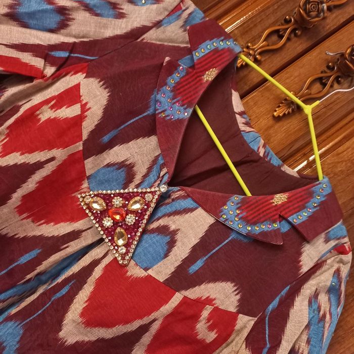 Адрас куйлак пойчаси билан