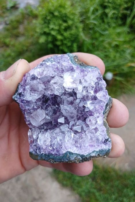 Български кристали, минерали и полу скъпоценни камъни