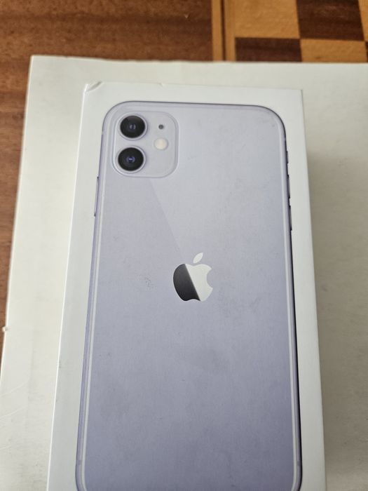 IPhone 11 продам в нормальном состоянии