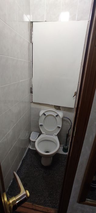 Mirzo Ulugbek metrosiga yaqin joylashuvda 3 xonali kvartira