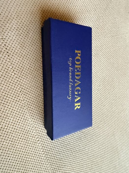 Продавам чисто нов мъжки часовник