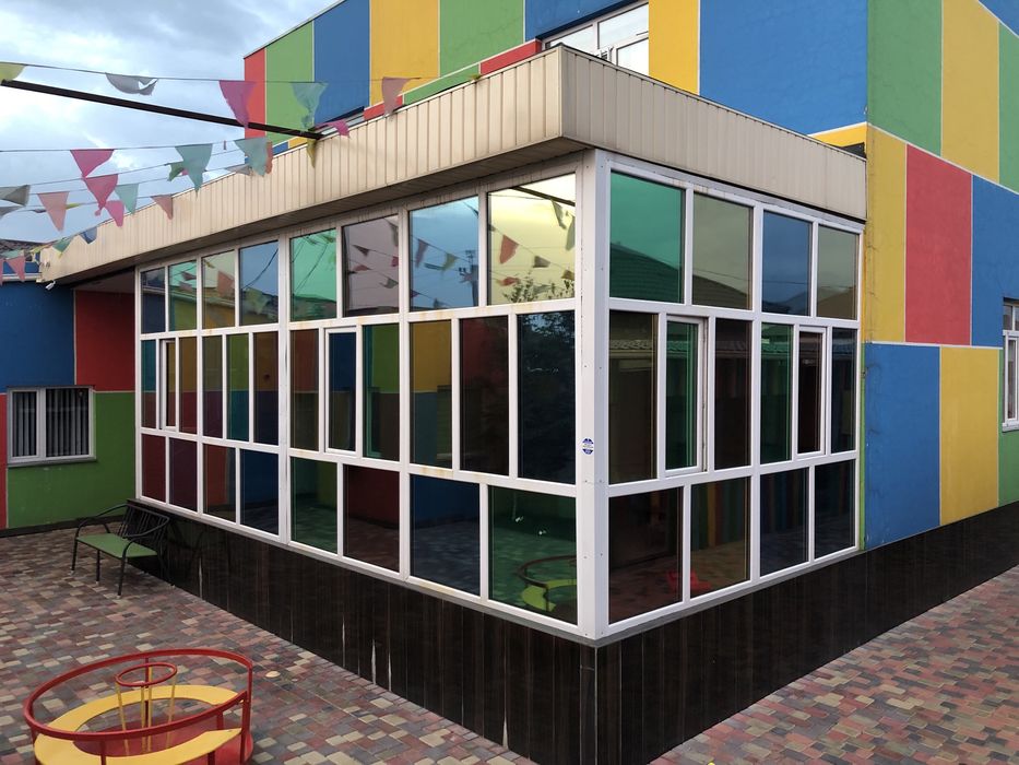 Тонировка окон,витражей