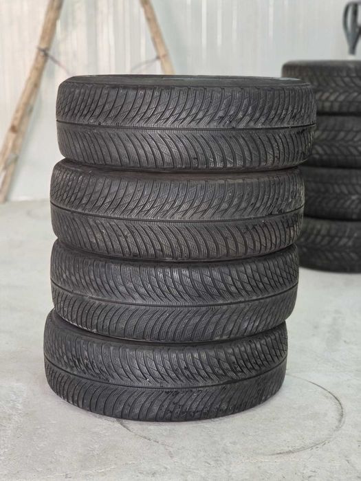 Гуми Зимни 235 65 17 Michelin Pilot Alpin5 Suv