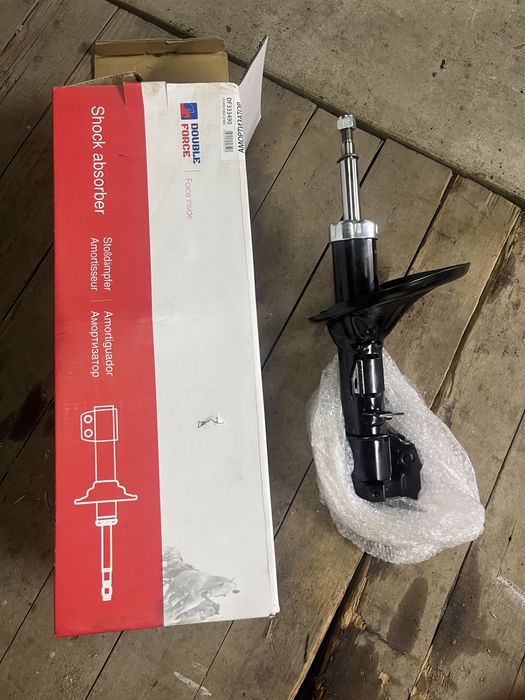 продам 2 стойки для kia cerato 2