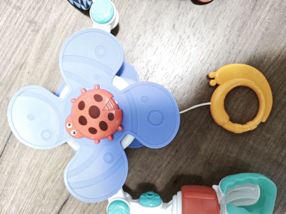 Бебешки играчки, въртележка