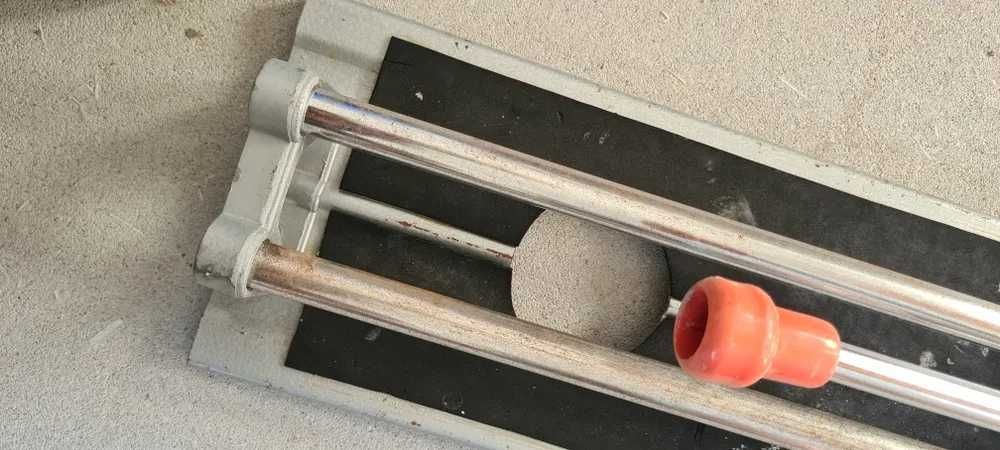 Masina de tăiat gresie și faianță