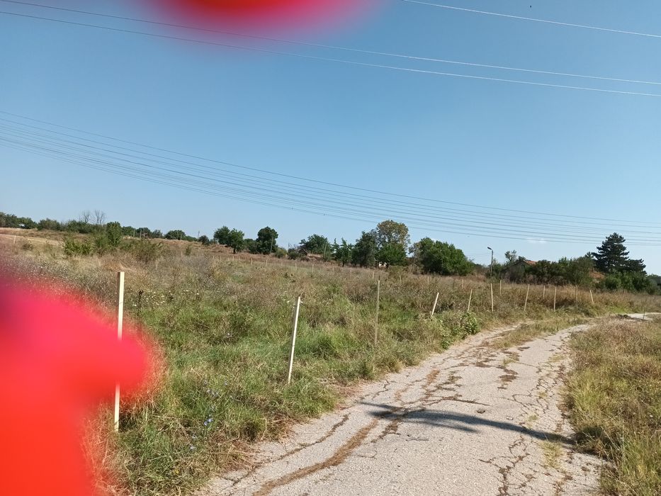 Урбанизиран парцел-3.7 дка.