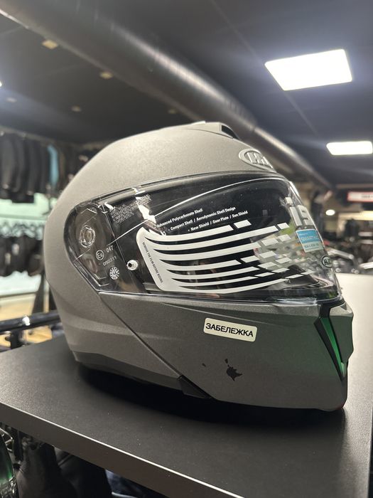 Преоценена каска HJC i90 модулна висок клас вградени слънчеви очила